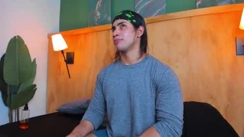 Snapshot of jabob_coper chatting on 09.20.25 David online show from 09.20.25