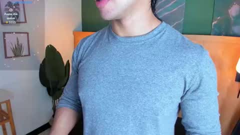 Snapshot of jabob_coper chatting on 10.06.25 David online show from 10.06.25