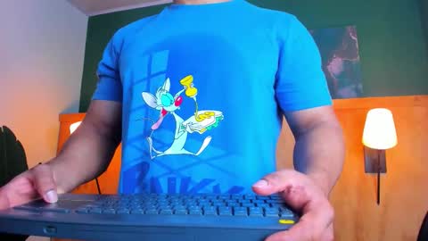 Snapshot of jabob_coper chatting on 10.14.25 David online show from 10.14.25