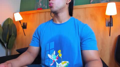 Snapshot of jabob_coper chatting on 10.25.25 David online show from 10.25.25