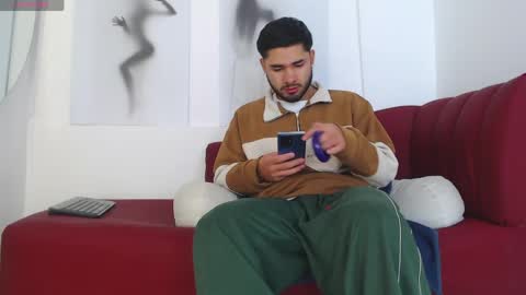 Snapshot of jack_hills2 chatting on 06.03.26 online show from 06.03.26