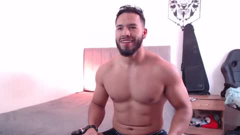Snapshot of jack_master_muscle chatting on 01.23.25 jack and leah online show from 01.23.25