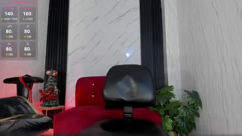 Snapshot of jack_muscles69_ chatting on 12.14.24 Jack online show from 12.14.24