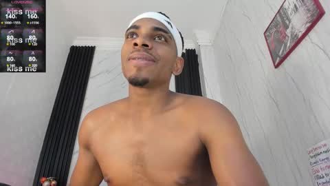 Snapshot of jack_muscles69_ chatting on 12.31.24 Jack online show from 12.31.24