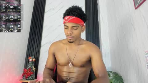 Snapshot of jack_muscles69_ chatting on 01.06.25 Jack online show from 01.06.25