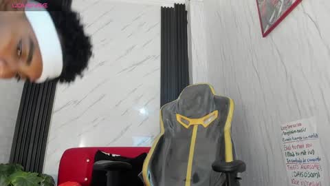 Snapshot of jack_muscles69_ chatting on 01.30.25 Jack online show from 01.30.25
