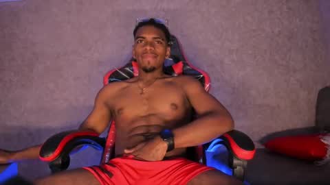 Snapshot of jack_muscles69_ chatting on 09.27.25 Jack online show from 09.27.25
