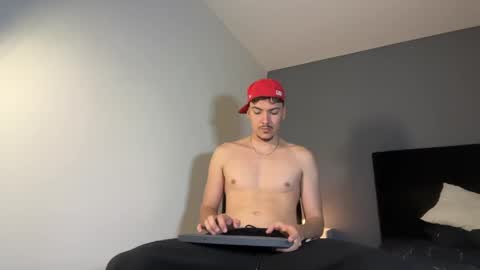 INDEPENDENT MODEL online show from 06.02.26