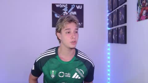 Snapshot of jack_walker190 chatting on 09.12.25 J online show from 09.12.25