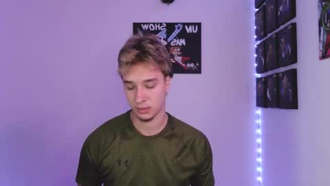 Snapshot of jack_walker190 chatting on 09.26.25 J online show from 09.26.25