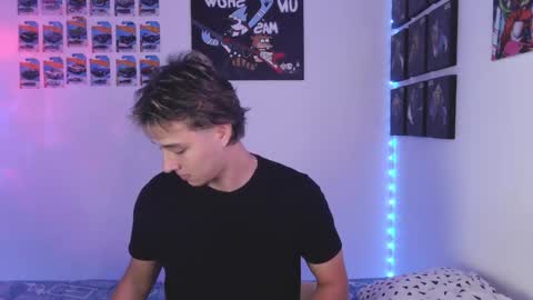 Snapshot of jack_walker190 chatting on 11.05.25 J online show from 11.05.25