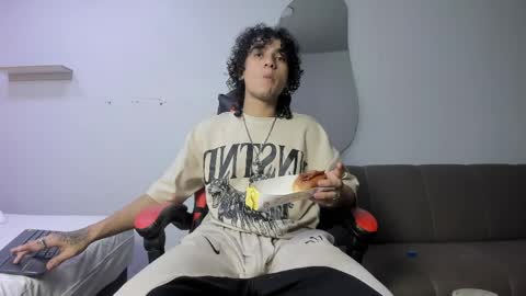 Jackes Taylor online show from 04.06.26