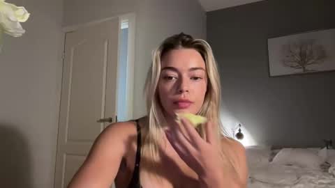 jackie_barz online show from 10.12.25