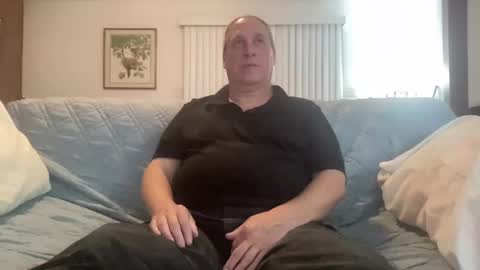 Snapshot of jackinhippie124 chatting on 10.28.25 FunGuyTime online show from 10.28.25