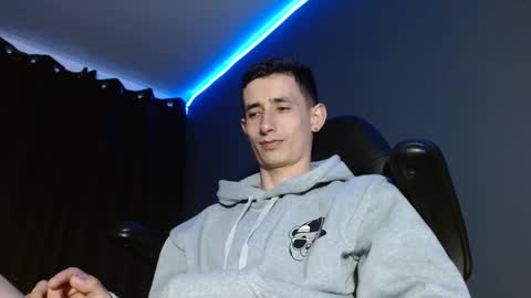 Snapshot of jackk_ho chatting on 01.08.25 Jack online show from 01.08.25