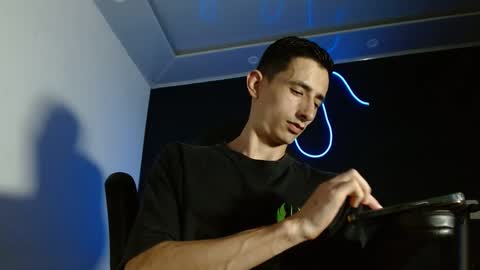 Snapshot of jackk_ho chatting on 03.02.25 Jack online show from 03.02.25