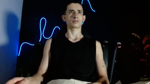 Snapshot of jackk_ho chatting on 03.12.25 Jack online show from 03.12.25