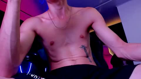 Snapshot of jackk_ho chatting on 10.19.25 Jack online show from 10.19.25