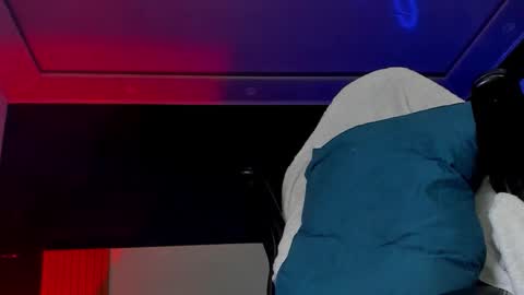 Snapshot of jackk_ho chatting on 12.01.25 Jack online show from 12.01.25