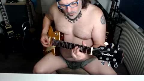 Jack independent model  online show from 05.22.26