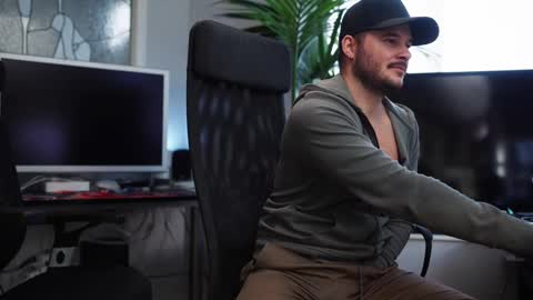 Snapshot of jackoffdude85 chatting on 02.17.25 Colten Carter online show from 02.17.25