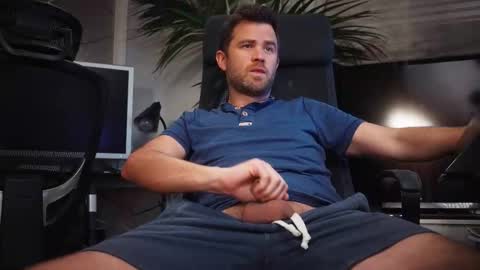 Snapshot of jackoffdude85 chatting on 11.10.25 Colten Carter online show from 11.10.25