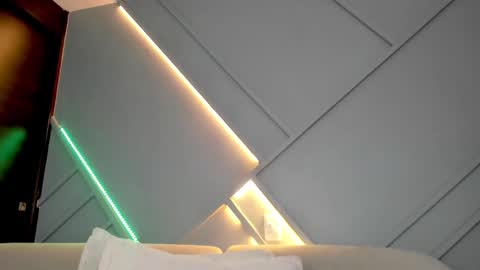 Snapshot of jackson_wayne__ chatting on 03.12.25 Jackson Wayne online show from 03.12.25