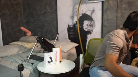 Jackson Bell online show from 01.17.25