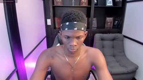 Snapshot of jacksonmuller_ chatting on 10.29.25 Jackson online show from 10.29.25