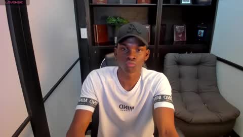 Snapshot of jacksonmuller_ chatting on 10.30.25 Jackson online show from 10.30.25