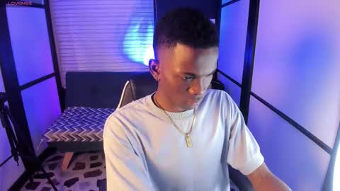 Snapshot of jacksonmuller_ chatting on 11.04.25 Jackson online show from 11.04.25