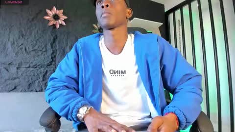 Snapshot of jacksonmuller_ chatting on 12.05.25 Jackson online show from 12.05.25