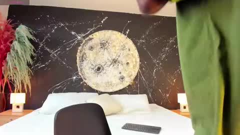 Snapshot of jacksonmuller_ chatting on 12.15.25 Jackson online show from 12.15.25