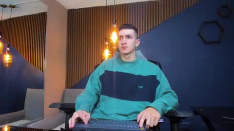 Jackson Olsen online show from 03.11.25