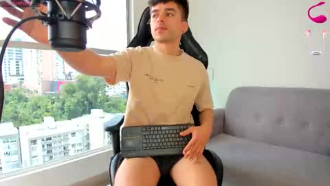 JACOB FERRER online show from 02.07.26