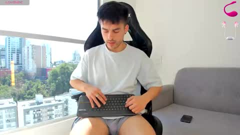 JACOB FERRER online show from 03.15.26