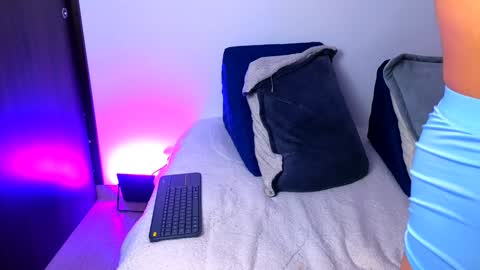 Snapshot of jacobjones2304 chatting on 12.18.24 online show from 12.18.24