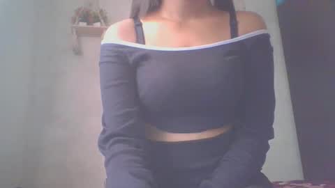 jacqueline_fernandez online show from 01.20.25