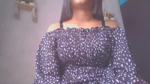 jacqueline_fernandez online show from 03.06.25