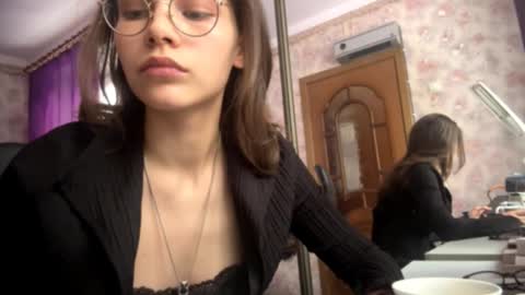 Sarah online show from 02.12.26