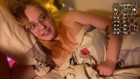 Snapshot of jacywinslat chatting on 02.01.25 jacywinslat online show from 02.01.25