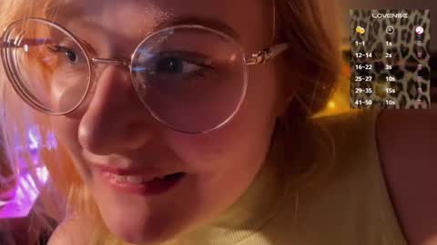 Snapshot of jacywinslat chatting on 02.05.25 jacywinslat online show from 02.05.25