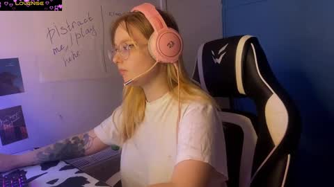 Snapshot of jacywinslat chatting on 03.02.25 jacywinslat online show from 03.02.25