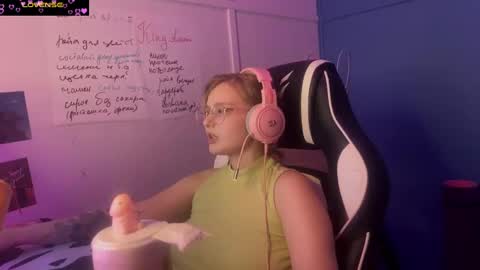 Snapshot of jacywinslat chatting on 03.06.25 jacywinslat online show from 03.06.25