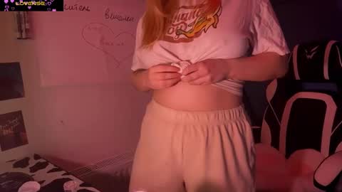 Snapshot of jacywinslat chatting on 03.09.25 jacywinslat online show from 03.09.25