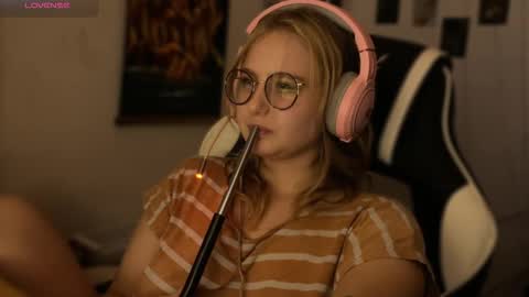 Snapshot of jacywinslat chatting on 09.11.25 jacywinslat online show from 09.11.25