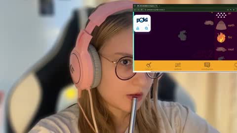 Snapshot of jacywinslat chatting on 09.25.25 jacywinslat online show from 09.25.25