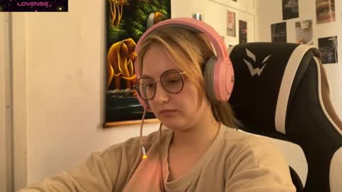 Snapshot of jacywinslat chatting on 09.26.25 jacywinslat online show from 09.26.25