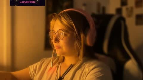 Snapshot of jacywinslat chatting on 09.29.25 jacywinslat online show from 09.29.25