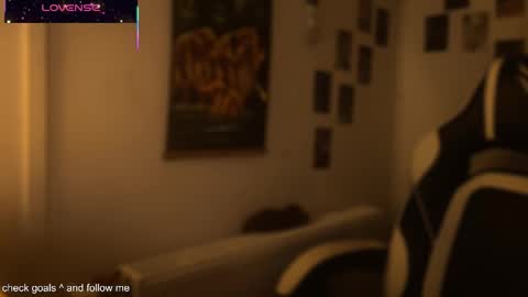 Snapshot of jacywinslat chatting on 10.21.25 jacywinslat online show from 10.21.25